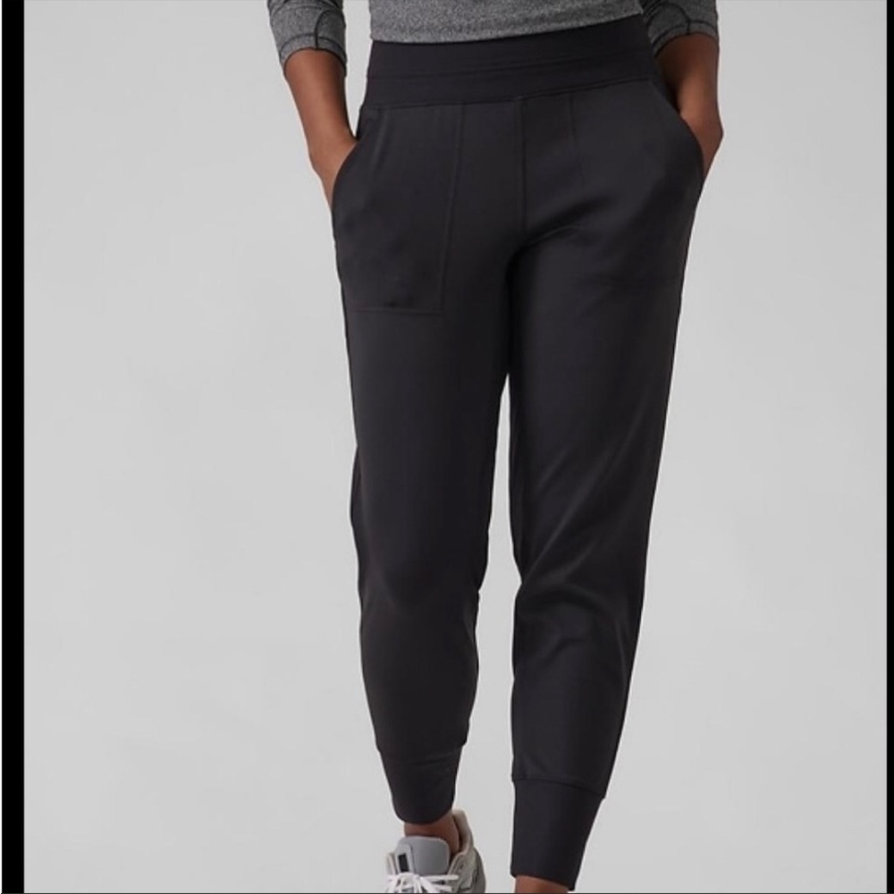Athleta Venice jogger medium